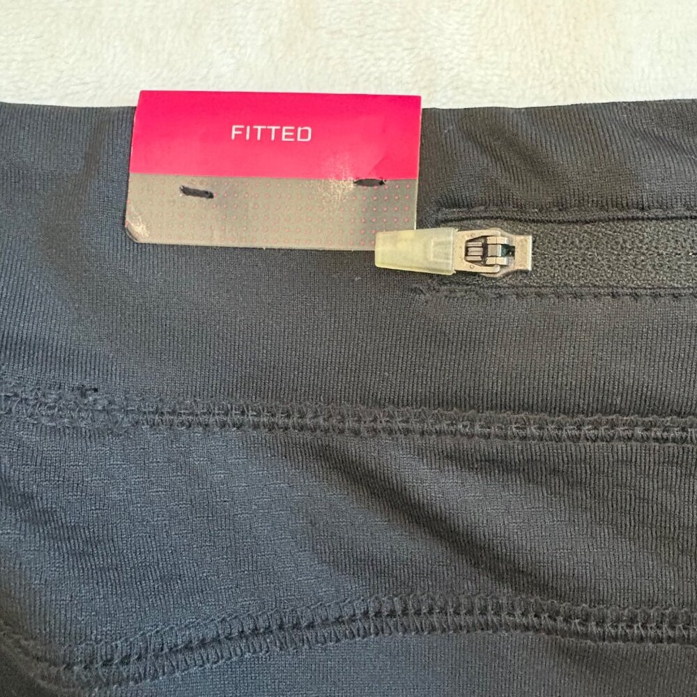 TEK GEAR Black Performance Capri Fitted Reflective Trim Athletic Workout Pants L - Picture 5 of 13